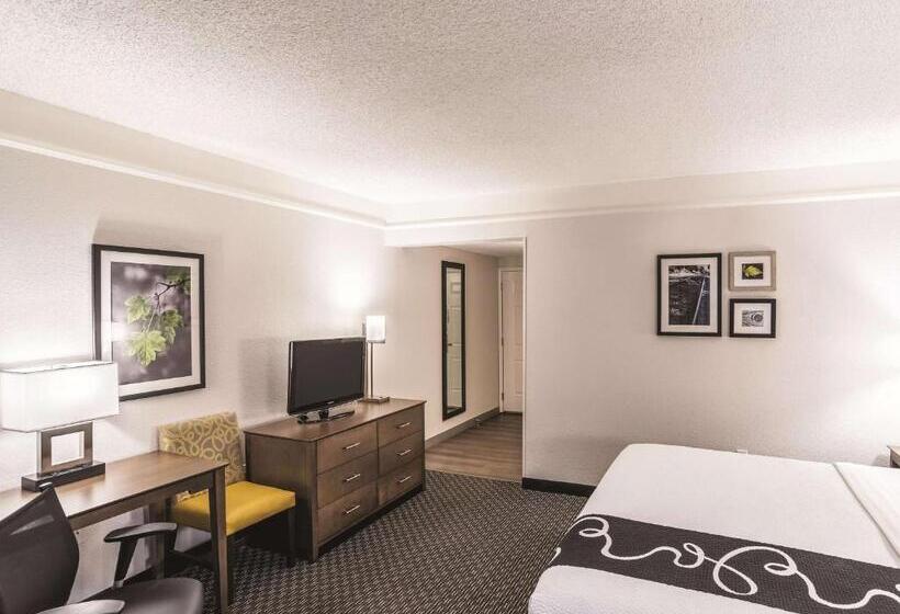 اتاق استاندارد با تخت بزرگ برای معلولان, La Quinta By Wyndham Flagstaff