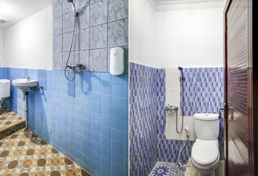 Номер Стандарт, Oyo 2322 Dien Karona