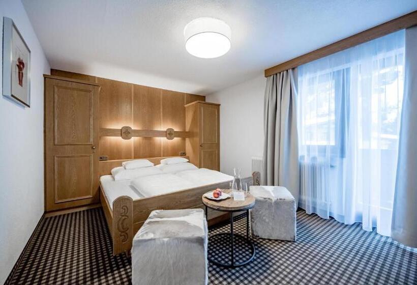 اتاق استاندارد, Bed & Breakfast Fender
