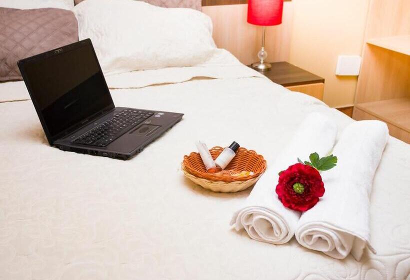 Номер Стандарт, Serk Ana Suite Hostal