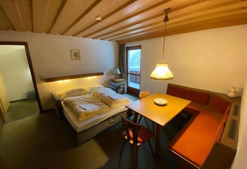 إستوديو قياسى, Chalet Elfie