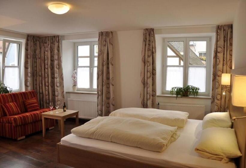 标准三人间, Gasthof Zum Goldenen Lamm