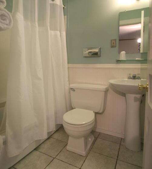 Номер Стандарт 2 Двуспальные Кровати, Maple Leaf Motel