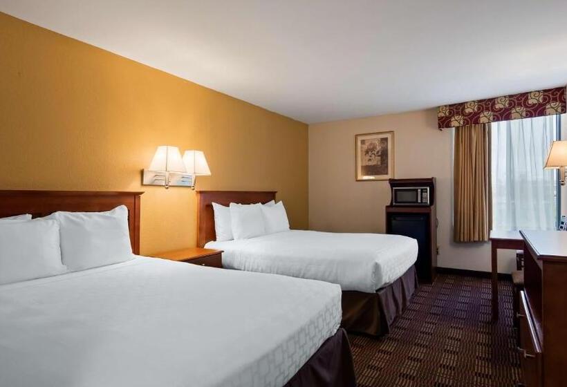 Номер Стандарт, Surestay Hotel By Best Western East Brunswick