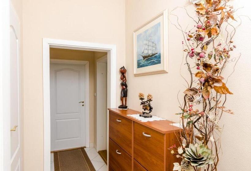 חדר סטנדרט נוף לים, Rooms Lydia   Adults Only
