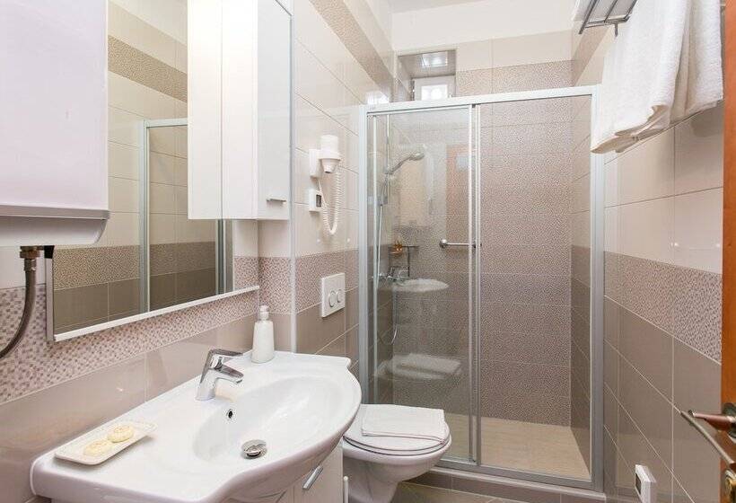 Triple Room Sea View, Rooms Posat