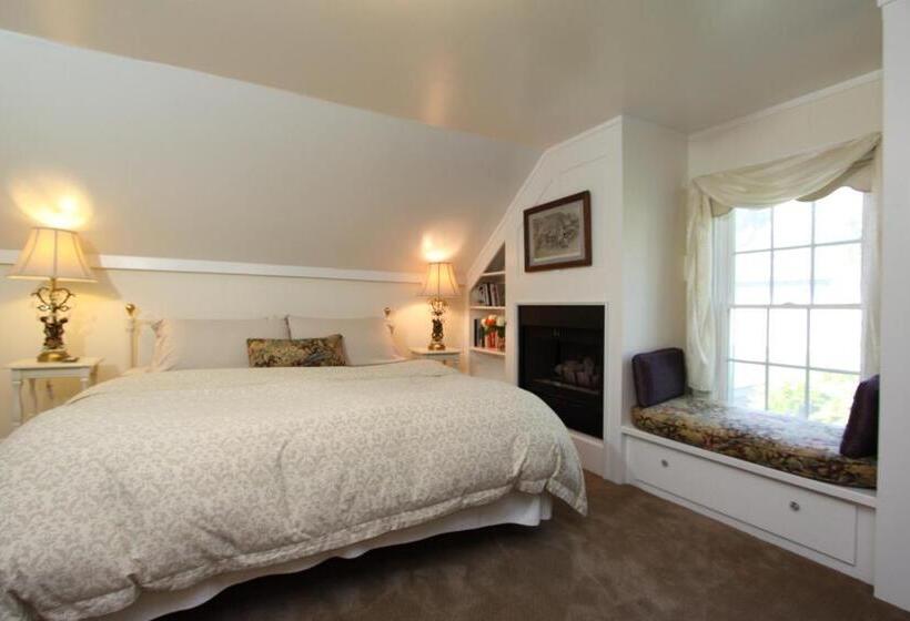 스탠다드 룸 킹사이즈 침대, Olallieberry Inn Bed And Breakfast