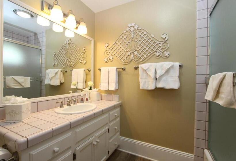 Стандартный Номер Кровать Кинг, Olallieberry Inn Bed And Breakfast
