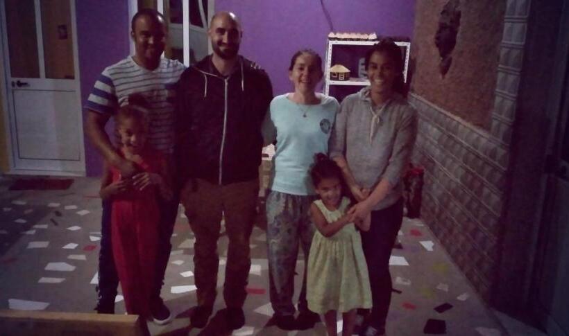 اتاق استاندارد, Ciza E Rose
