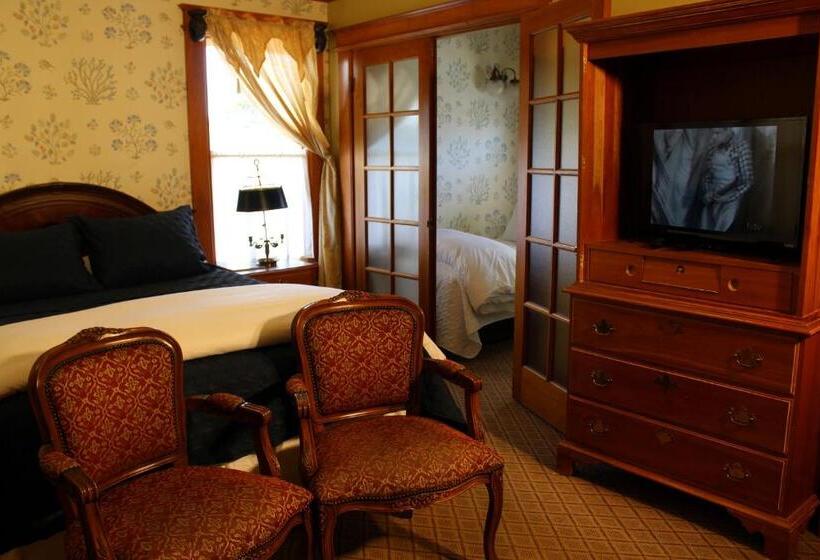 스위트, Pacific Grove Inn