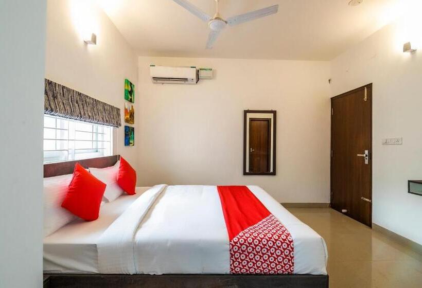 三人经典房间, Super Townhouse Hebbal