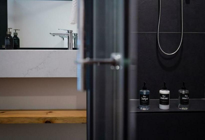 Люкс Повышенной Комфортности, 48 King West