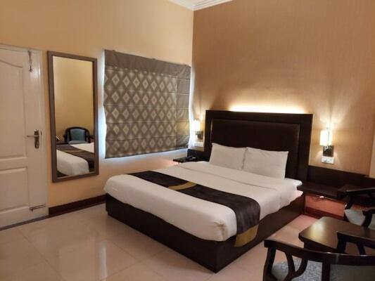 اتاق استاندارد با چشم‌انداز باغ, Status Club Resort