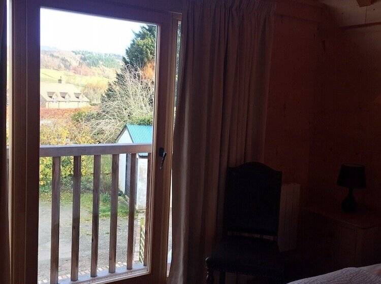 חדר דלוקס, Pandy B&b