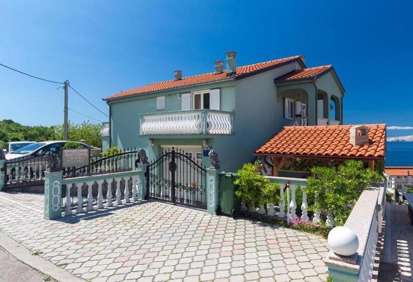 آپارتمان 2 خوابه, Apartments Bionda