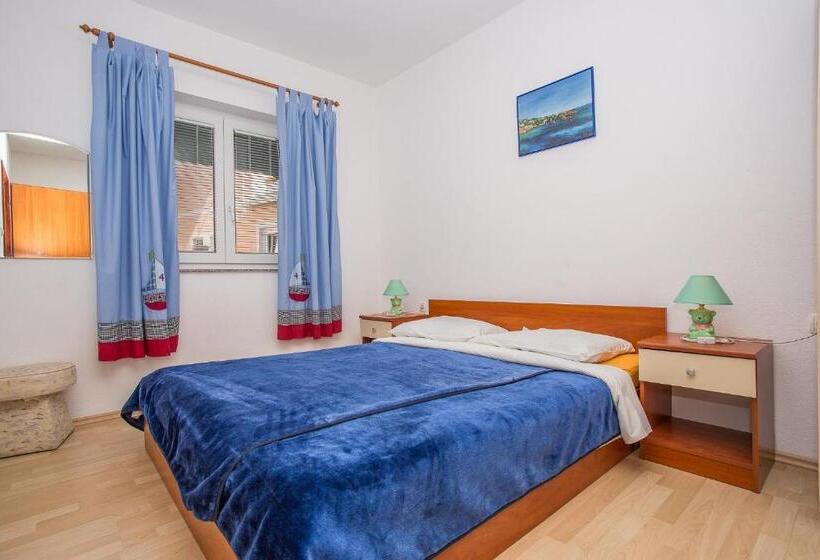 آپارتمان 2 خوابه, Apartments Bionda