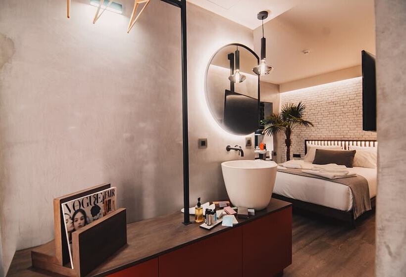 اتاق استاندارد, Project 3 Urban Chic