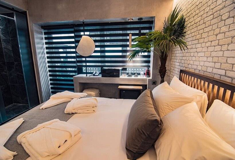 اتاق استاندارد, Project 3 Urban Chic