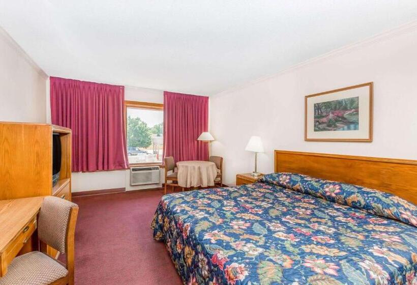 اتاق استاندارد با تخت بزرگ, Knights Inn & Suites South Sioux City