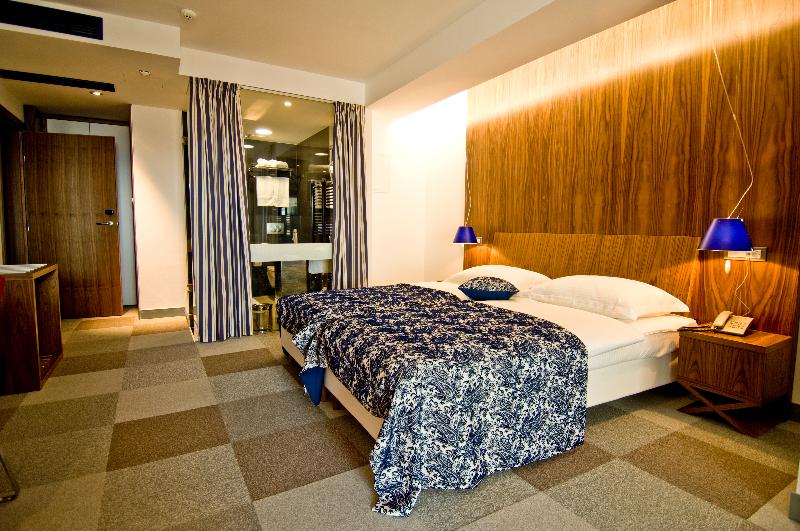 اتاق استاندارد با تخت بزرگ, Knights Inn & Suites South Sioux City