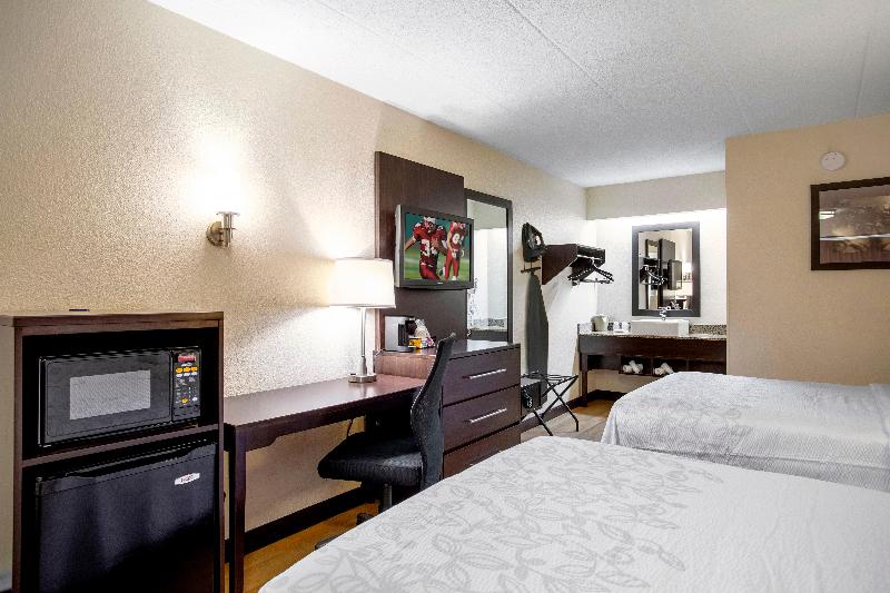 Номер Deluxe, Red Roof Inn Plus + Boston   Framingham