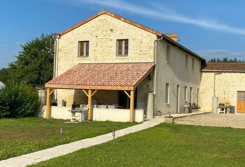 Дом 1 Спальня, Loire Escapes