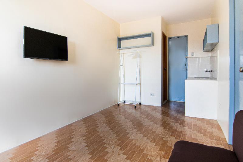 سوییت لوکس, Oyo 431 Apollo 11 Apartelle