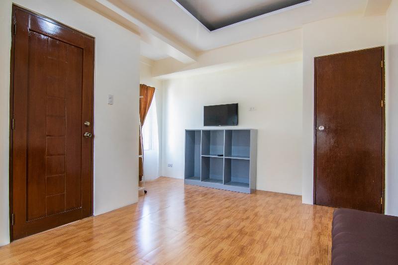 سوییت لوکس, Oyo 431 Apollo 11 Apartelle