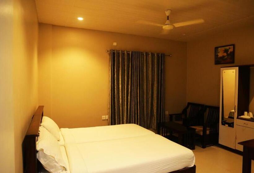 Номер Deluxe, Ceecee Grand Resort