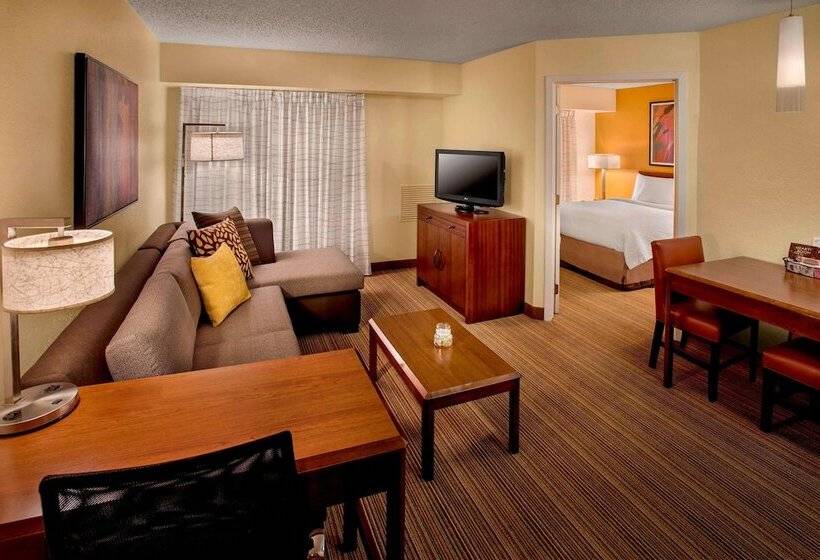 سوییت, Sonesta Es Suites Allentown Bethlehem Airport