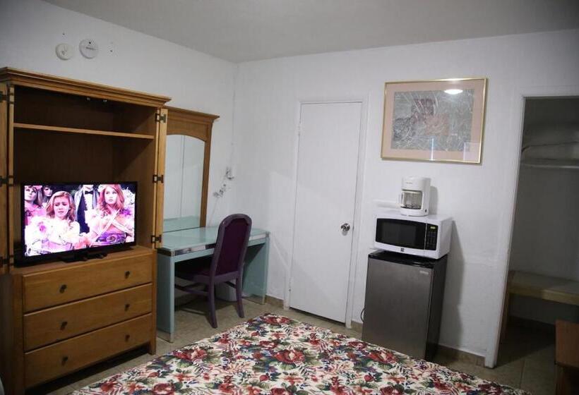 اتاق عادی, El Ray Motel