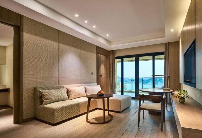 디럭스 스위트 바다 전망, Crowne Plaza Ningbo Xiangshan Sea View, An Ihg