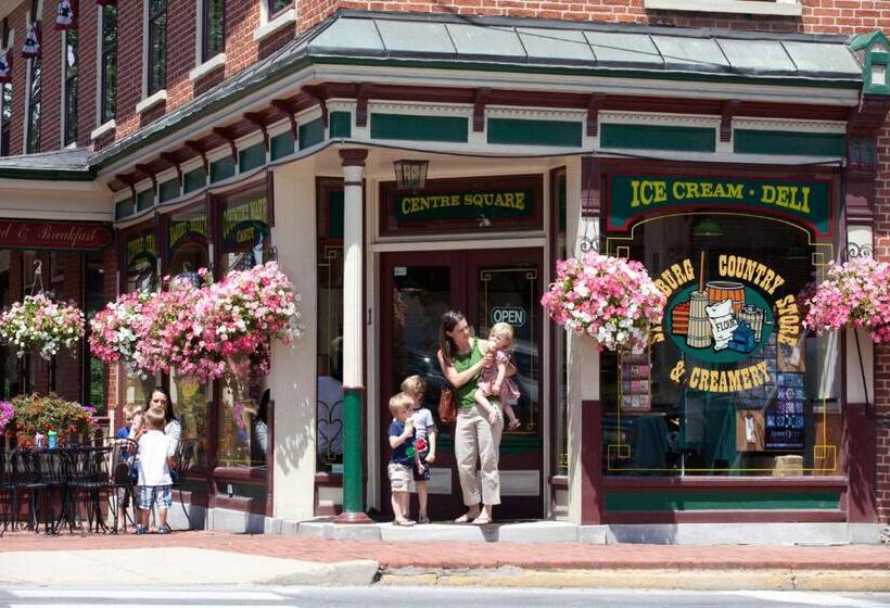 디럭스 룸 킹사이즈 침대, Strasburg Village Inn