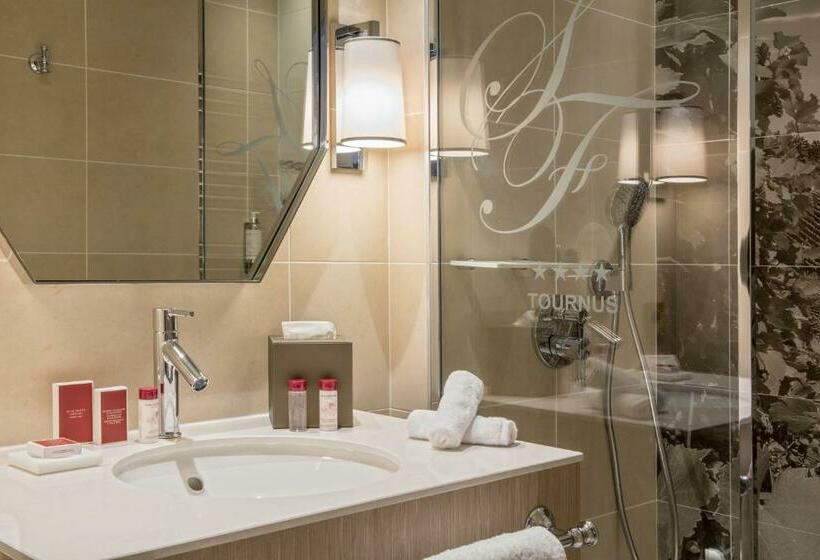 سوئیت با تخت بزرگ, Hôtel & Spa Les Sept Fontaines Best Western Premier