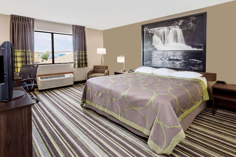 جناح سرير كينج, Super 8 By Wyndham Plymouth