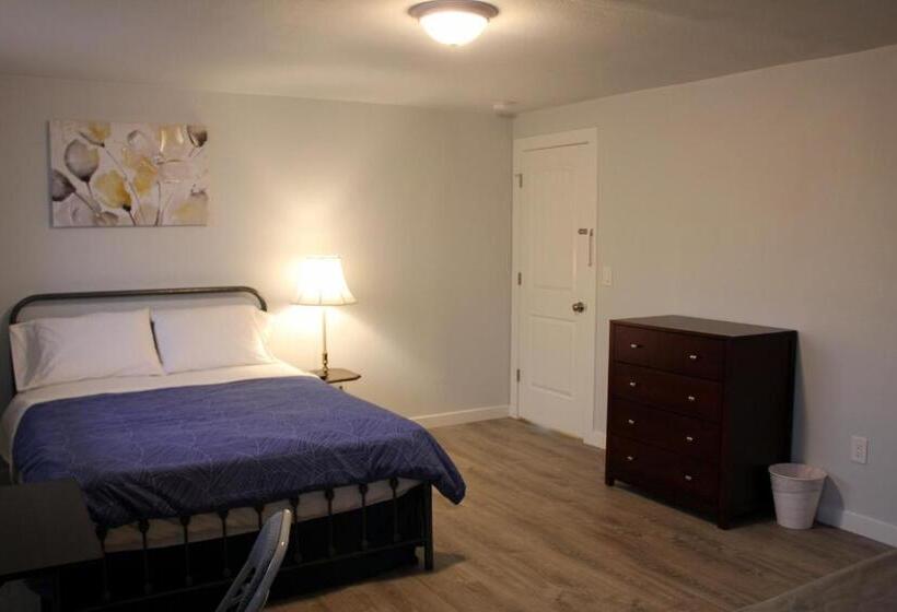 Люкс 3 Спальни, Rainier Guesthouse