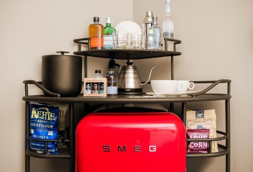 Standard Room, Virgin Hotels Nashville