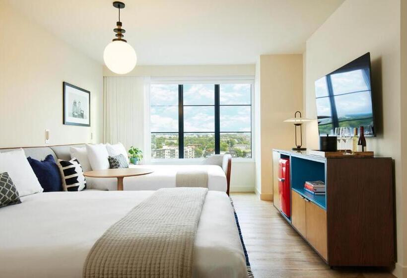 Standard Room, Virgin Hotels Nashville