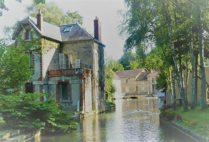 اتاق استاندارد با تراس, Maison Du Moulin