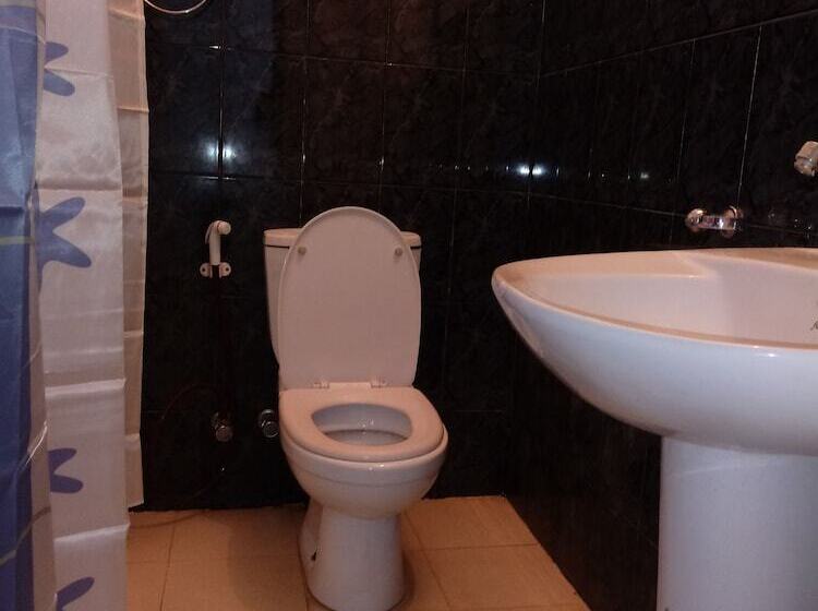 اتاق لوکس سه تخته, Eco Creations Nuwaraeliya