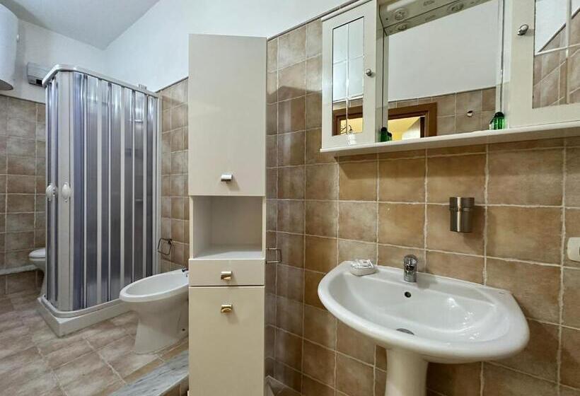 اتاق لوکس, B&b   Piazza Grande