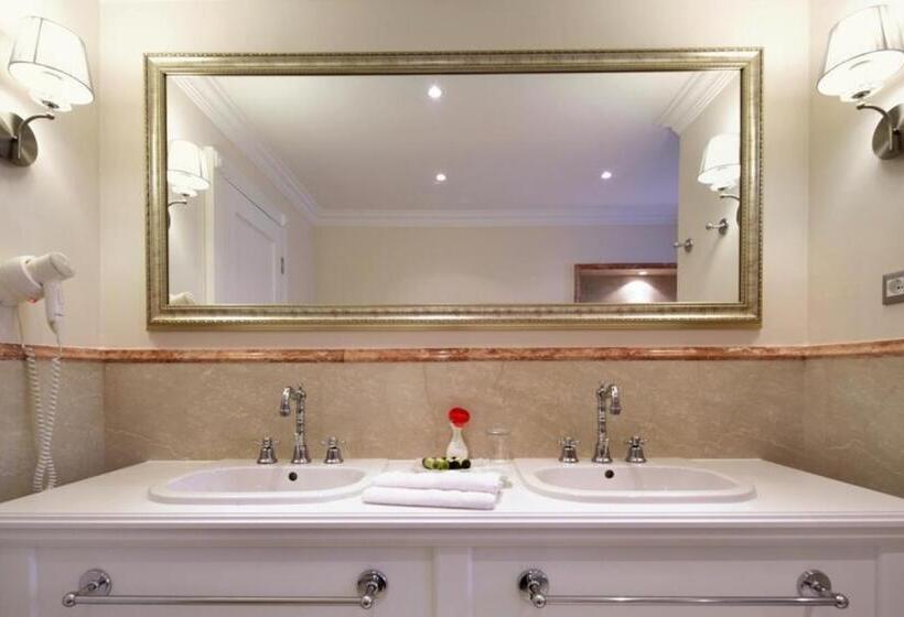Deluxe Suite Sea View, Luxury Rooms Villa Jadranka