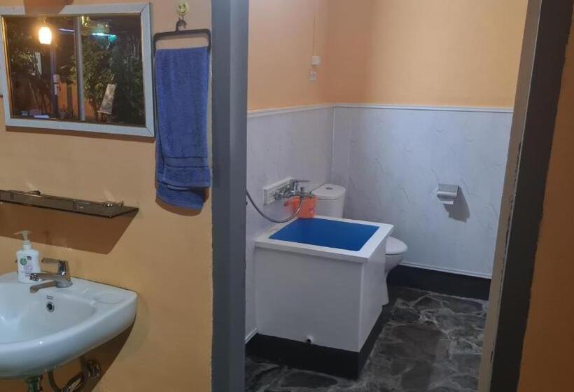 Номер Стандарт Совместная Ванная, Dewi Sri Guesthouse