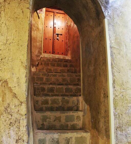 اتاق استاندارد سه نفره, Ihyaa Inn