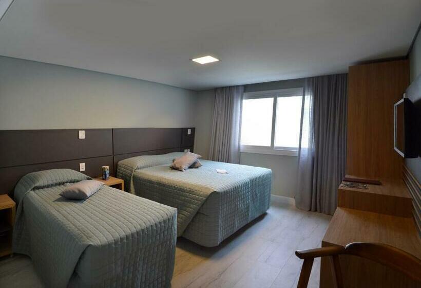 Quarto Triplo Deluxe, Sky Palace