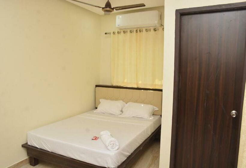 Номер Deluxe, Arihanth Inn