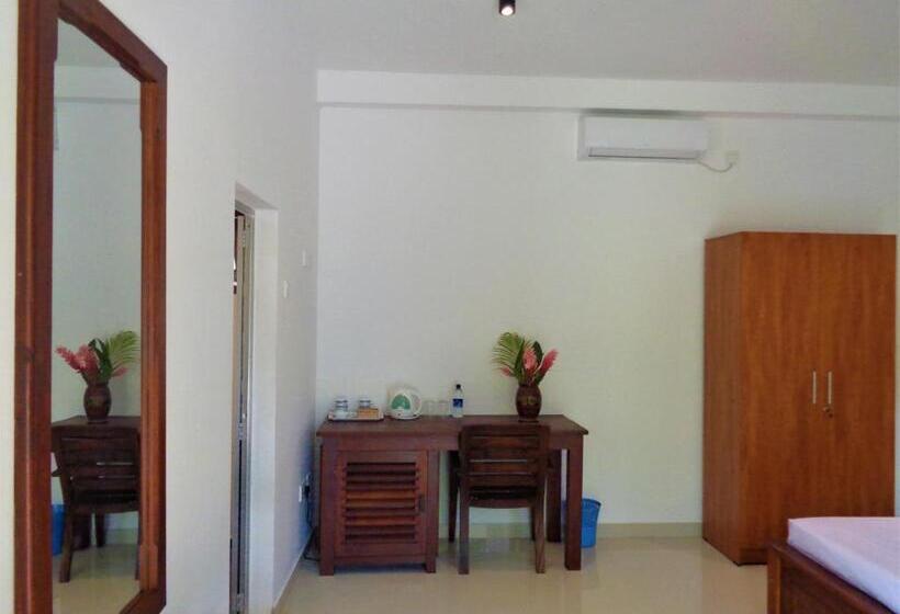 Quarto Estandar Vista Lago, New Holiday Reach
