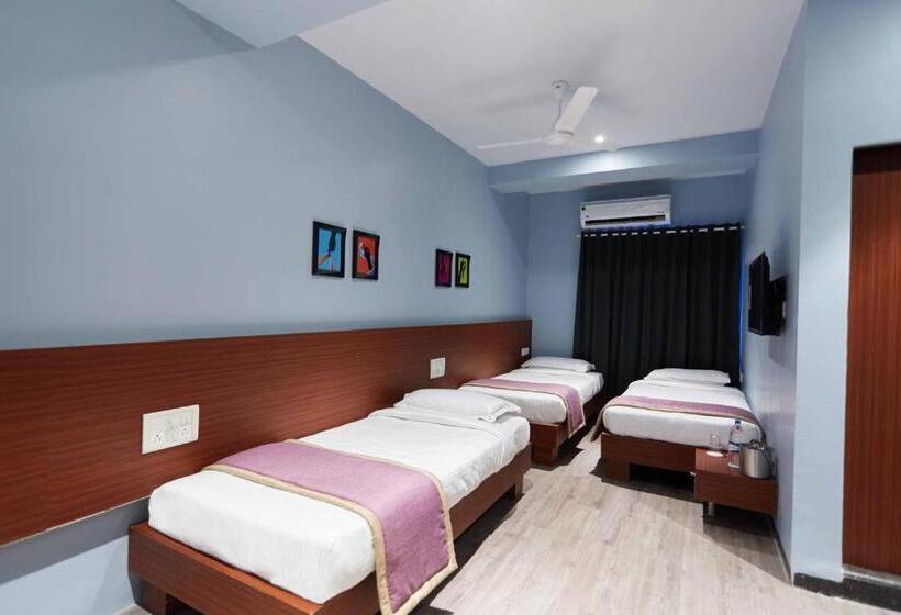 Четырехместный Номер Стандарт, Aureole Mrida   A Boutique