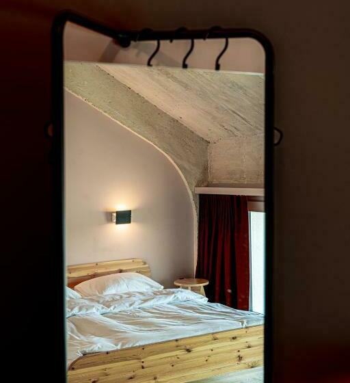 اتاق لوکس, Silo Design & Boutique Hostel Basel