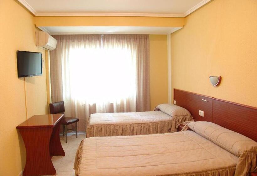 اتاق استاندارد, Hostal Athlanta